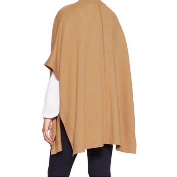 Banana Republic Factory Camel Knit Button Poncho Cape M/L Oversized - Picture 12 of 13